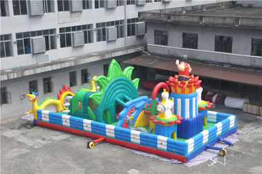 terrain de jeu gonflable d'enfant en bas âge de 15x8M avec le logo d'impression/le parcours combattant d'arrière-cour