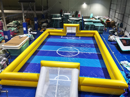 Terrain de football gonflable 20x10m en bâche PVC avec soufflerie