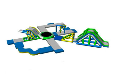 Grand parc aquatique gonflable adapté aux besoins du client, grand parc d'Aque, sport de Wibit 95 parts pour l'adulte