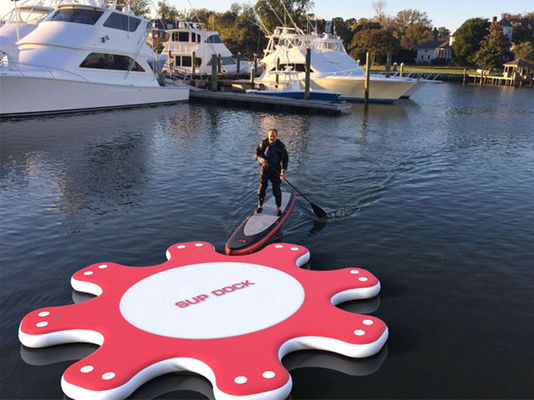 Plate-forme gonflable rouge adaptée aux besoins du client de dock d'air de petite gorgée de sport aquatique de 8 stations