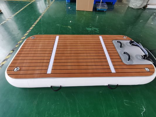 Couleur de flottement 3x1m gonflable faite sur commande en bois de dock de bateau