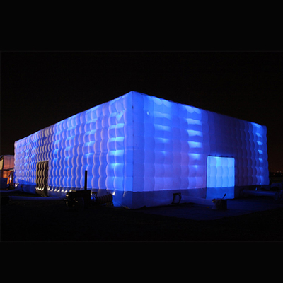 Tente gonflable de grande d'explosion en camping de cube lumière extérieure de la tente LED