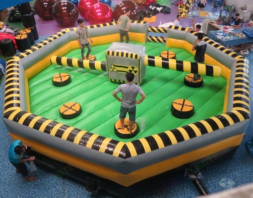 Jeu gonflable adapté aux besoins du client de fusion de défi avec le diamètre Rotative de la machine 7m