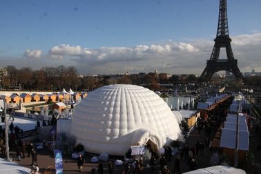 La tente gonflable géante de PVC de biens faits sur commande, air gonflable a soutenu des structures