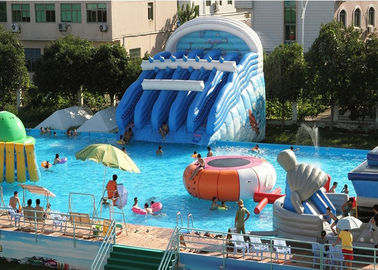 Piscine géante de cadre en métal, au-dessus de la glissière d'eau au sol de piscine pour le parc d'attractions